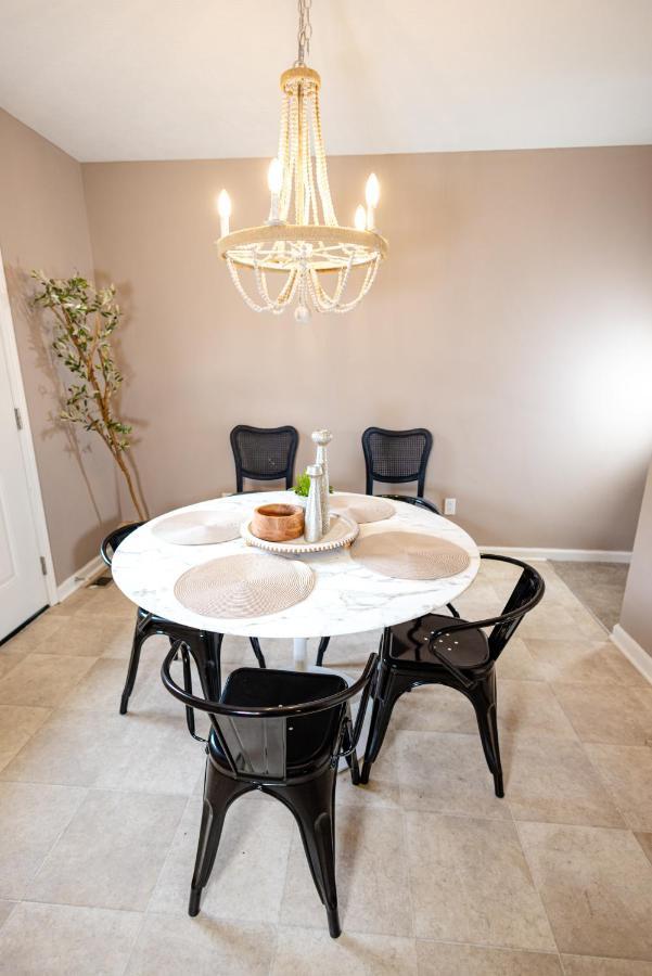 Lux - Downtown Oasis - Pool Table! Free Parking! Villa Lexington Exterior foto